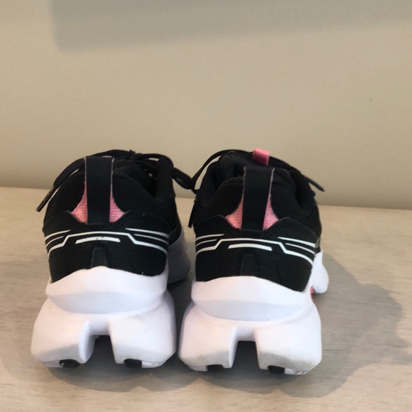 Saucony Black and White Athletic Sneakers with Pink Accents - Picture 4 of 7